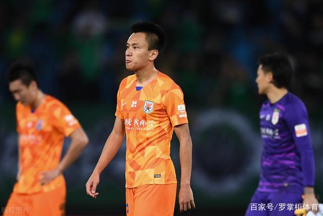 广东队夏季训练：激情四溢的力量训练场🏋️